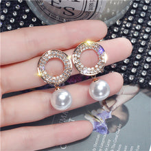 New design creative jewelry high-grade elegant crystal earrings round Gold and silver earrings wedding party earrings for woman